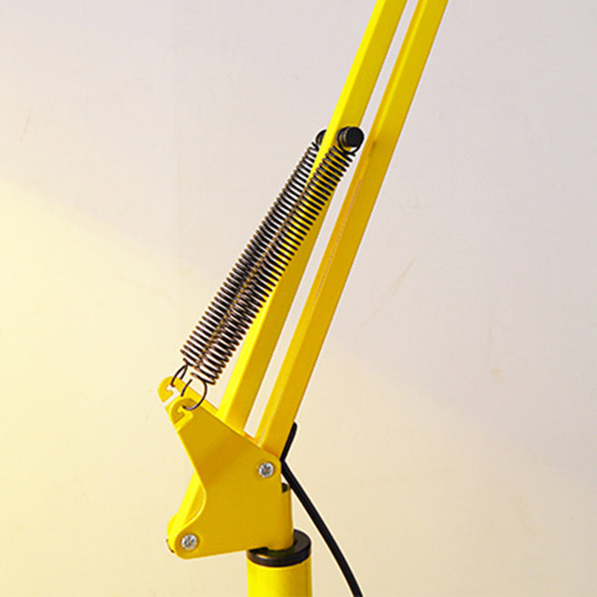 AlvaBeam | Schlanke Nordic-Leuchte mit Steckeranschluss