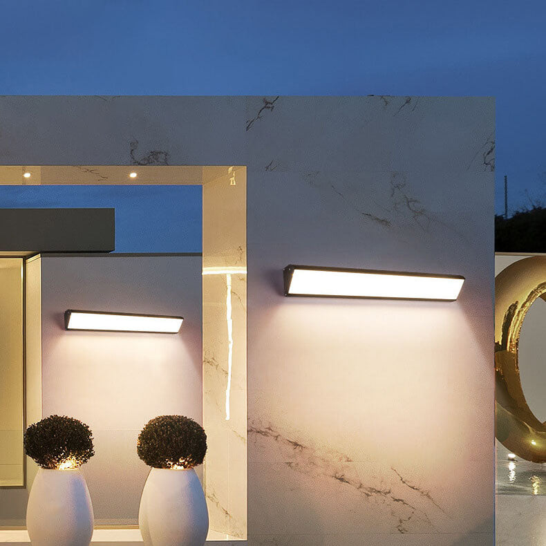 LumaStrip | Elegante Wandbeleuchtung in Schwarz, Weiß & Grau