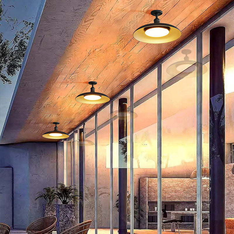 SteelGlow | Outdoor-Deckenleuchte aus karbonisiertem Stahl