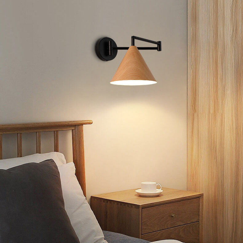 SwingCone | Moderne Wandleuchte mit Schwenkarm und Holzmaserung