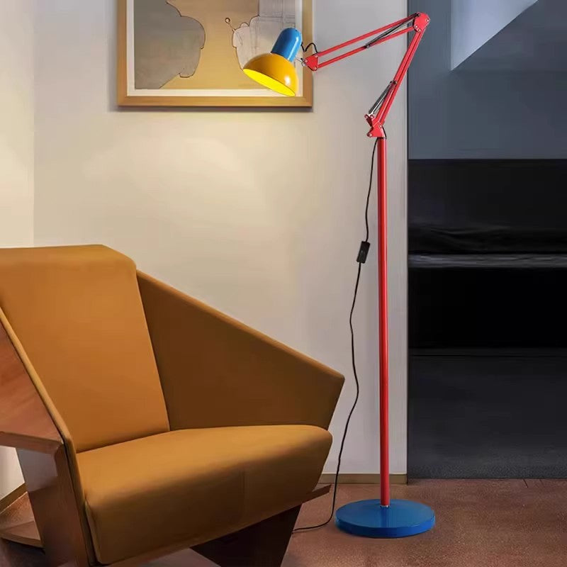 ColorBend | Moderne Bogen-Stehlampe aus Metall