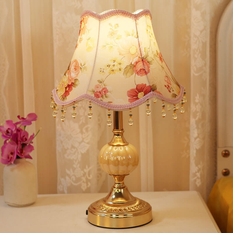 ViennaBloom | Goldene Blumentischlampe mit Stil