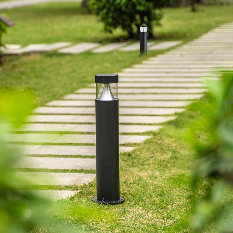 LuminoPost | Schlanke LED-Außenlampe in Schwarz
