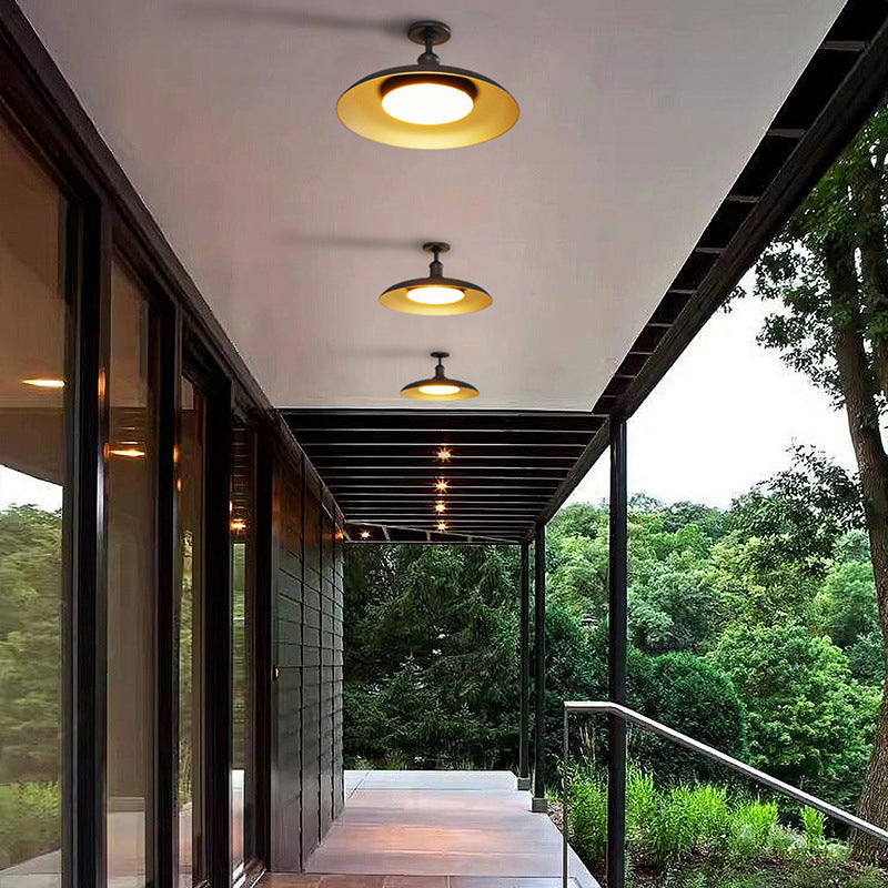 SteelGlow | Outdoor-Deckenleuchte aus karbonisiertem Stahl