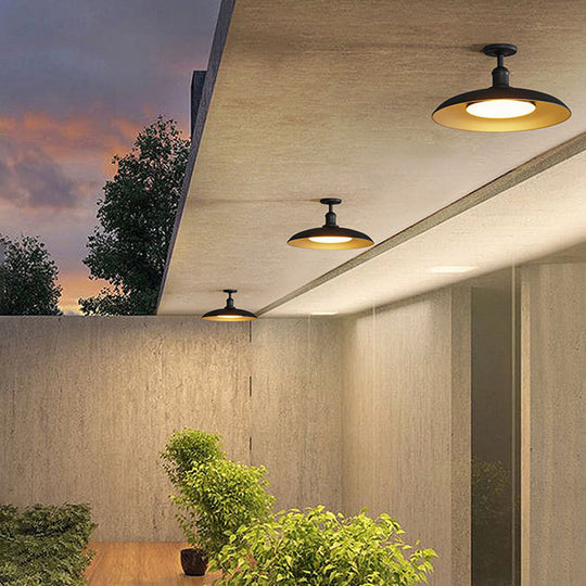 SteelGlow | Outdoor-Deckenleuchte aus karbonisiertem Stahl