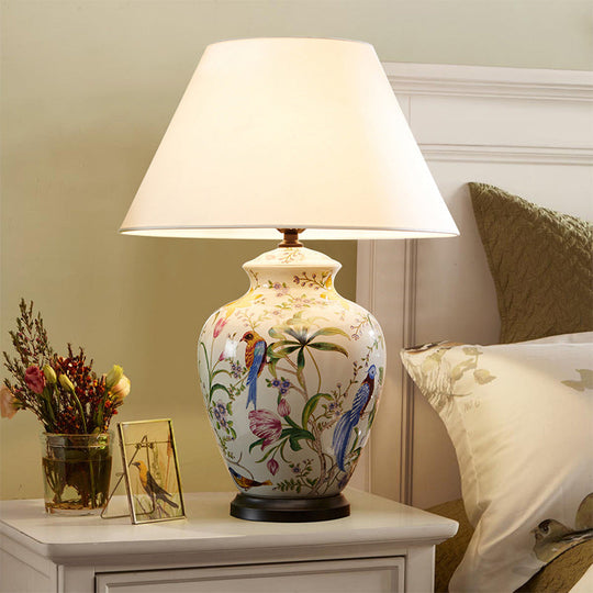 CeramiNest | Retro Tischlampe mit Vogel & Blume