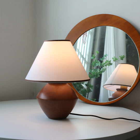 YugenLite | Japanische Wabi-Sabi Vintage Massivholz Stoff 1-Licht Tischlampe