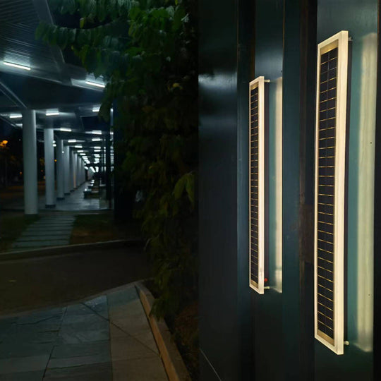 StripGlow | Moderne Solar-Wandleuchte mit LED-Licht