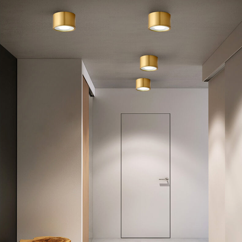 BrassCore | Zylindrische LED-Einbauleuchte aus Messing