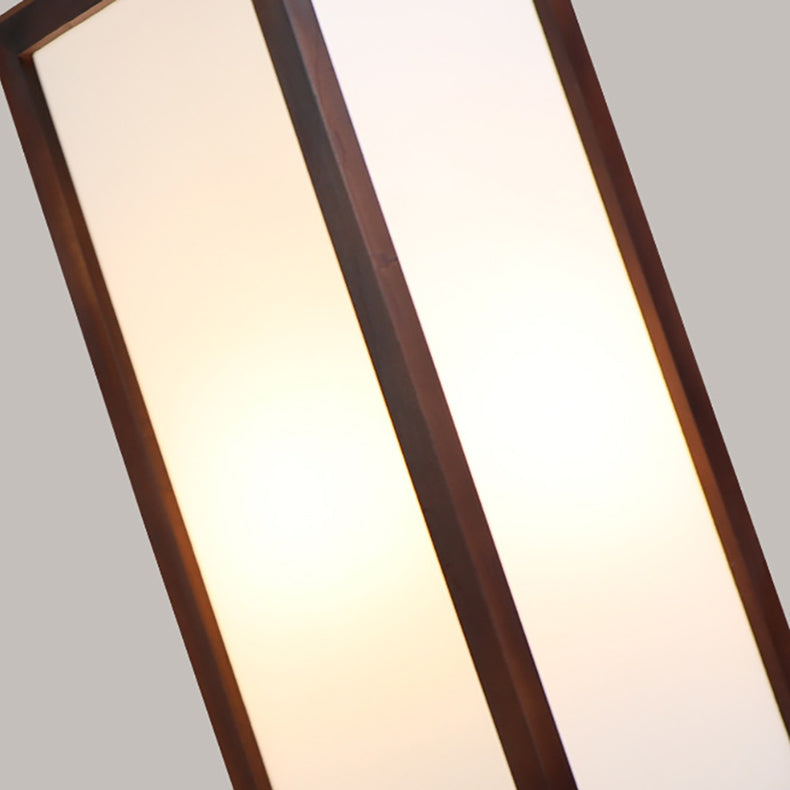 HanLume | Holz-Stehlampe mit klassischem Pergamentschirm