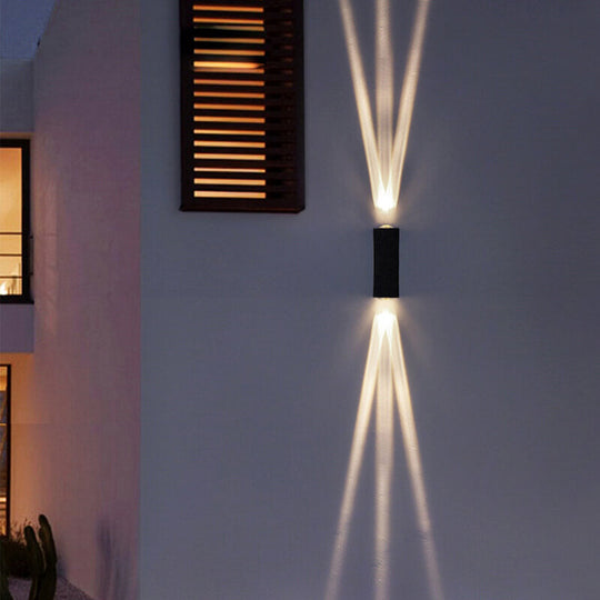 UrbanTwin | Elegante LED-Fassadenleuchte mit 10W Leistung