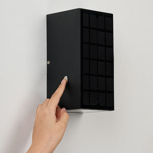SolarEdge | Rechteckige Solarleuchte für Außenwände