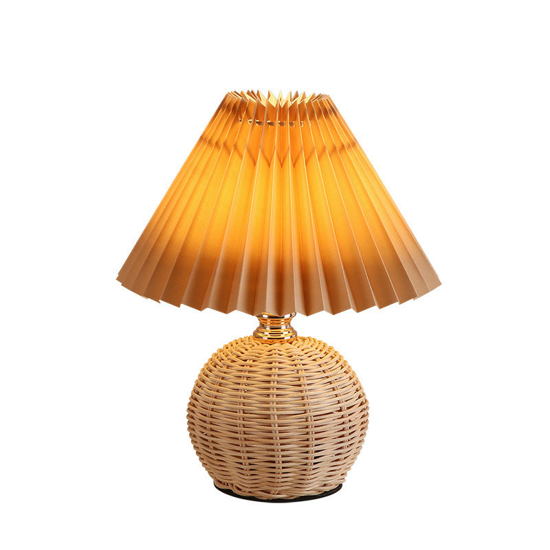 GlowWeave | Sanft dimmbare Rattanleuchte mit Fernbedienung