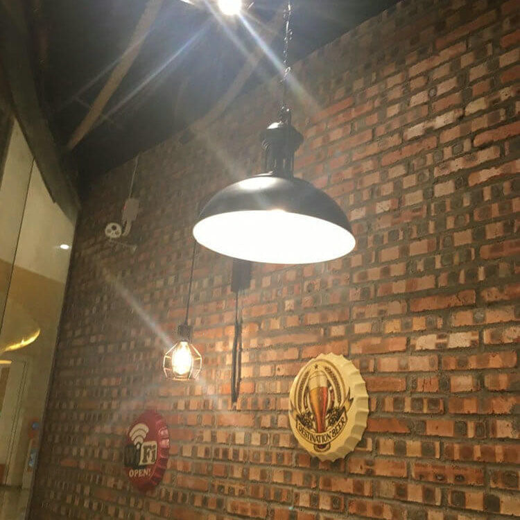 RustPulley | Vintage Wandleuchte mit Seilrollen-Design