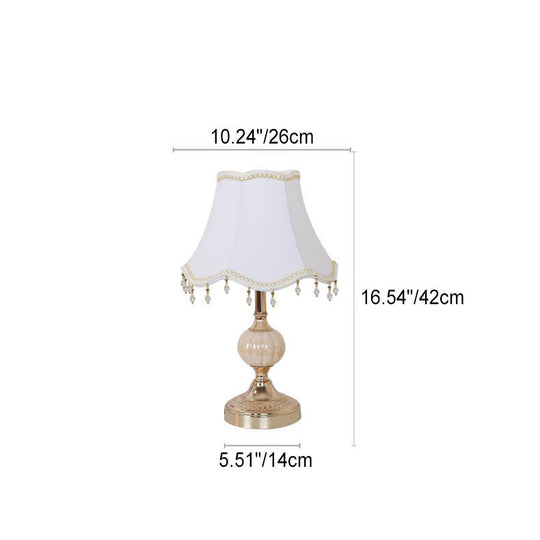 ViennaBloom | Goldene Blumentischlampe mit Stil