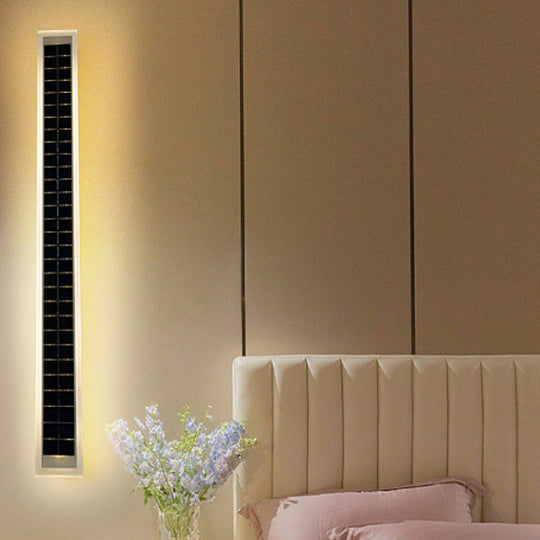StripGlow | Moderne Solar-Wandleuchte mit LED-Licht