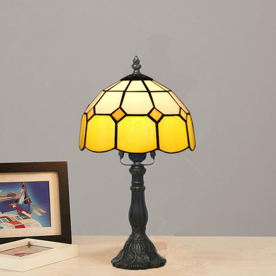 TiffaGlow | Mediterrane Tiffany-Tischlampe in Buntglas