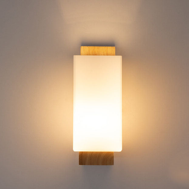 GlowTimber | Quadrat-Design mit natürlicher Ausstrahlung