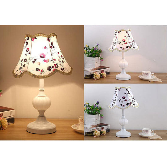 LumiFleur | Nordische Vintage Blumen Glas Stoff 1-Licht Tischlampe