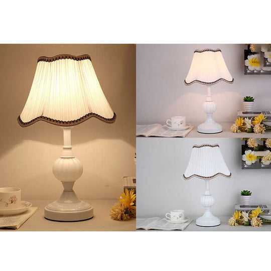 LumiFleur | Nordische Vintage Blumen Glas Stoff 1-Licht Tischlampe