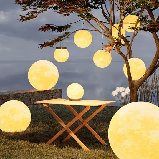 HelioMoon | Runde nordische Lampe mit Solarbetrieb
