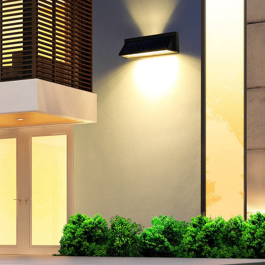 SolarSlope | Schräge LED-Wandleuchte für den Patio