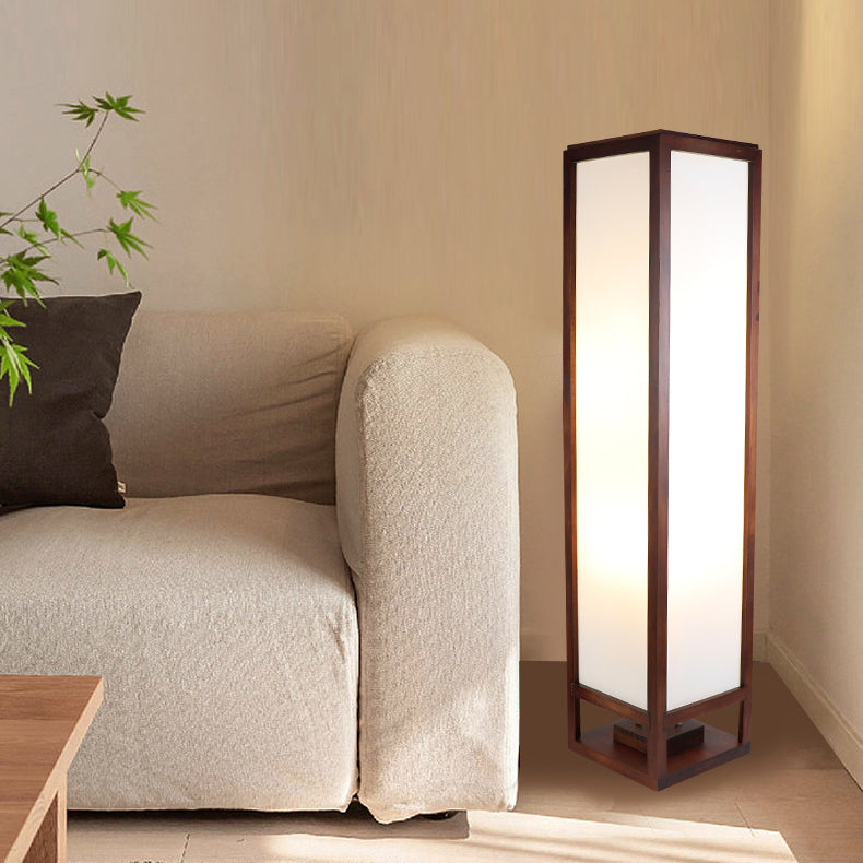 HanLume | Holz-Stehlampe mit klassischem Pergamentschirm
