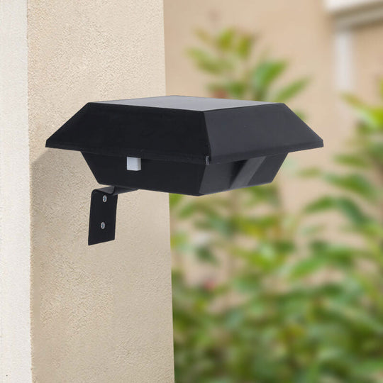 CosmoLight | Solar-Wandlampe – Erleuchtet Ihren Garten mit stilvollem Flair
