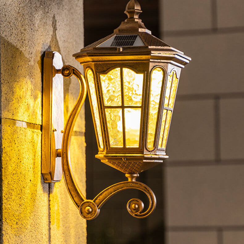 SolarVerve | Antike Wandlampe mit Solartechnologie
