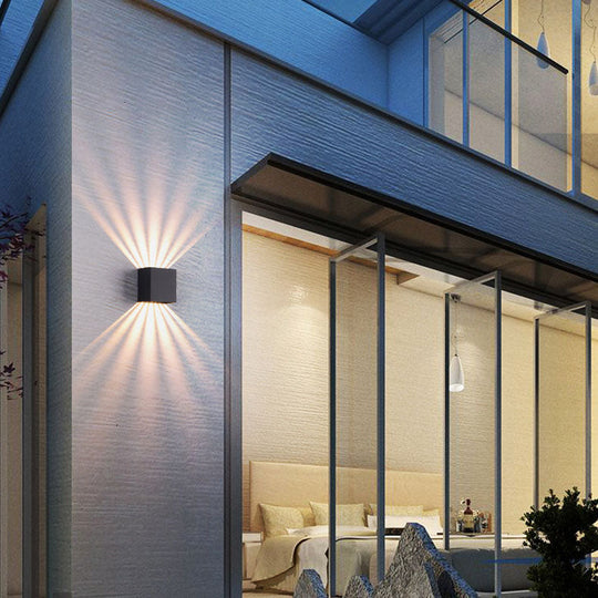 GlowSquare | Stilvolle LED-Wandleuchte für Garten & Zaun