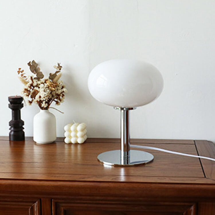 SoftOrbis | Nordic Vintage Creme Runde Glas 1-Licht Tischlampe