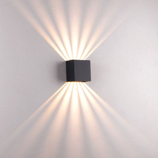 GlowSquare | Stilvolle LED-Wandleuchte für Garten & Zaun
