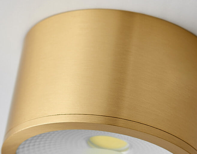 BrassCore | Zylindrische LED-Einbauleuchte aus Messing