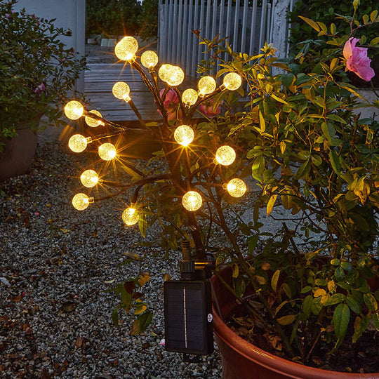 CrystalPath | Solarbetriebene Gartenleuchte mit Kristallglanz