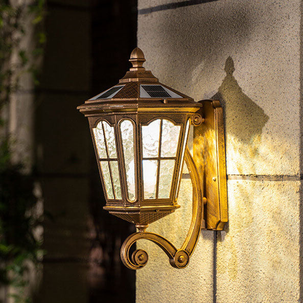 SolarVerve | Antike Wandlampe mit Solartechnologie