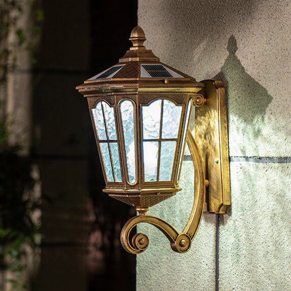 SolarVerve | Antike Wandlampe mit Solartechnologie