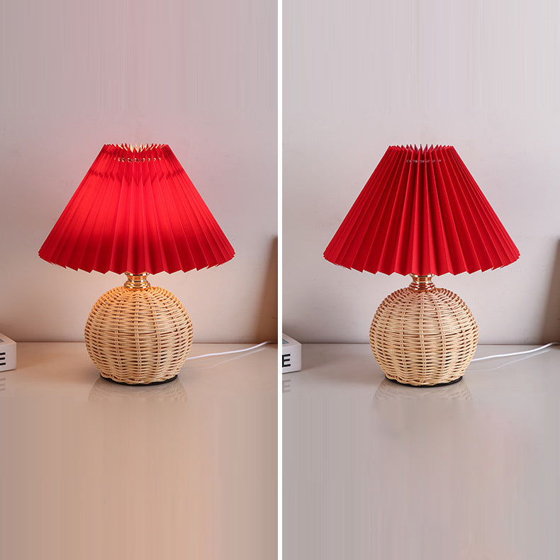 GlowWeave | Sanft dimmbare Rattanleuchte mit Fernbedienung