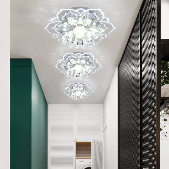 CrystalLily | LED-Deckenleuchte mit floraler Struktur