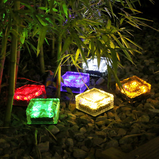 SparkTile | Dekoratives Solarlicht im Glasziegel-Look