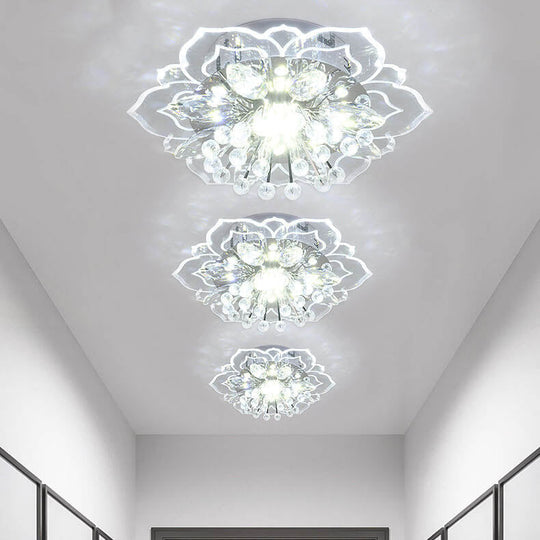 CrystalLily | LED-Deckenleuchte mit floraler Struktur
