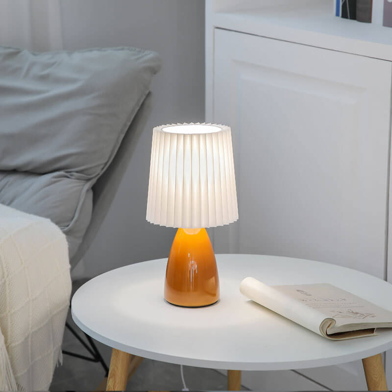 LumiPleat | Nordic Vintage Faltenschirm Glasbasis 1-Licht Tischlampe