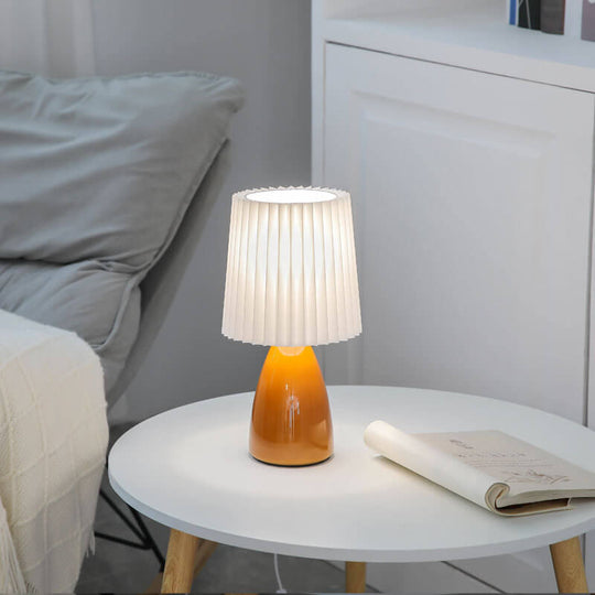 LumiPleat | Nordic Vintage Faltenschirm Glasbasis 1-Licht Tischlampe