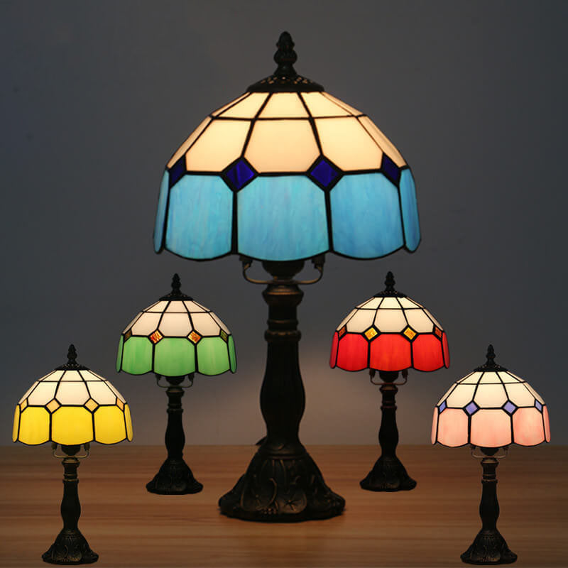 TiffaGlow | Mediterrane Tiffany-Tischlampe in Buntglas