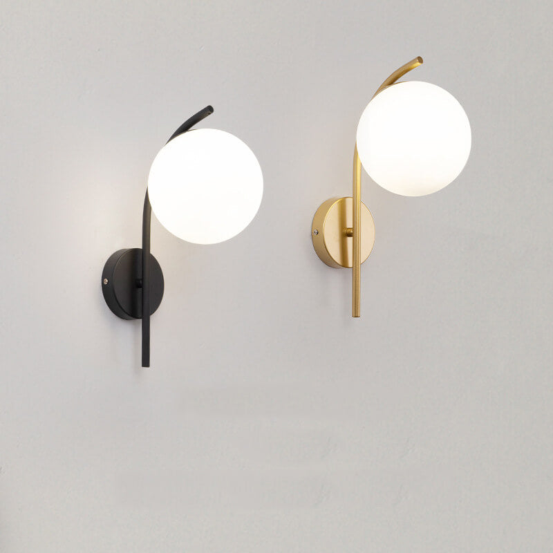 HaloBend | Minimalistische Glaskugel-Wandleuchte