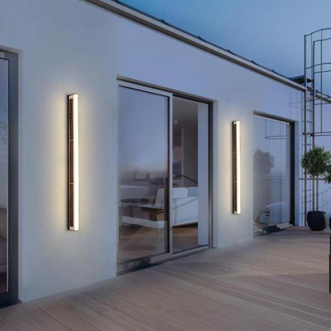 SolarLine | Schlanke Acryl-Wandleuchte für Außen