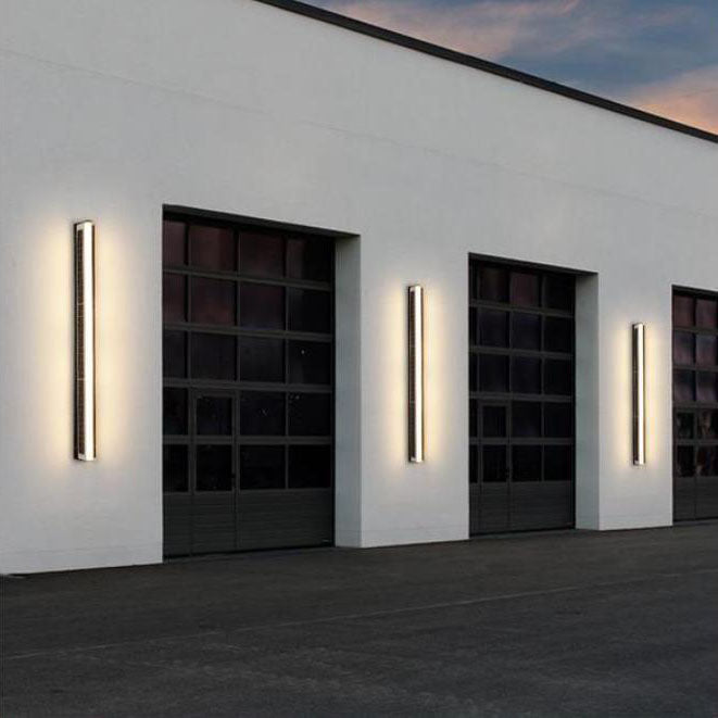 SolarLine | Schlanke Acryl-Wandleuchte für Außen
