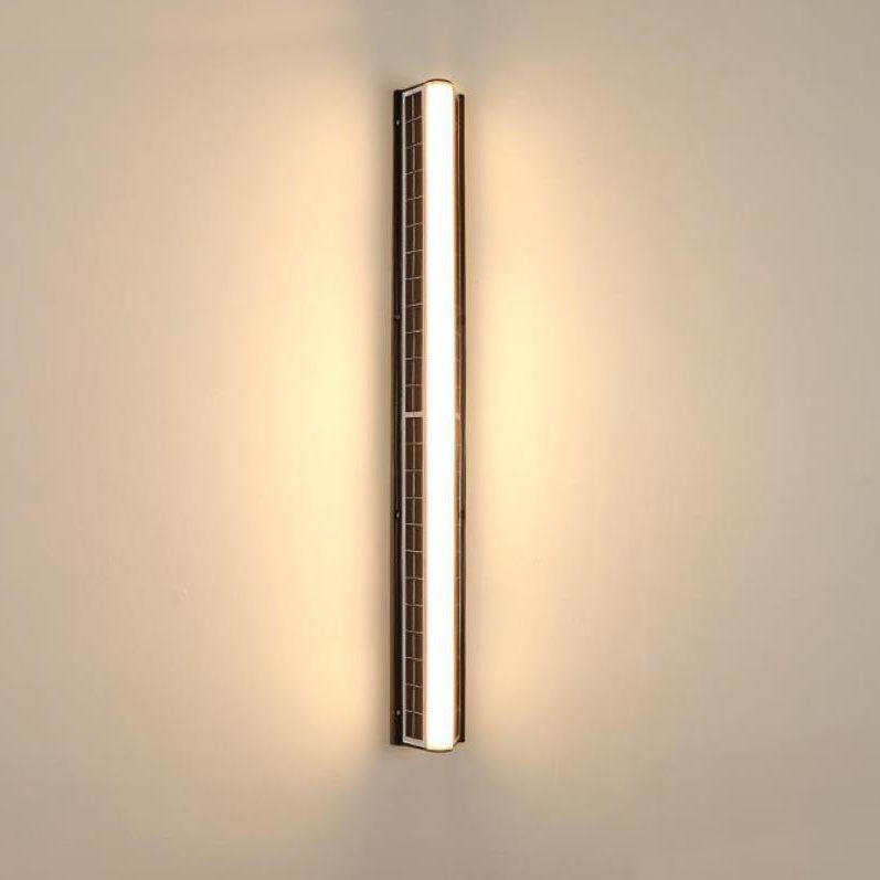 SolarLine | Schlanke Acryl-Wandleuchte für Außen