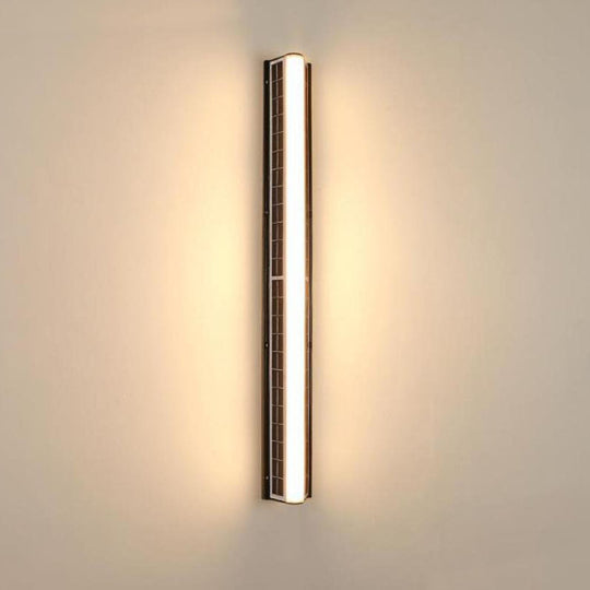 SolarLine | Schlanke Acryl-Wandleuchte für Außen