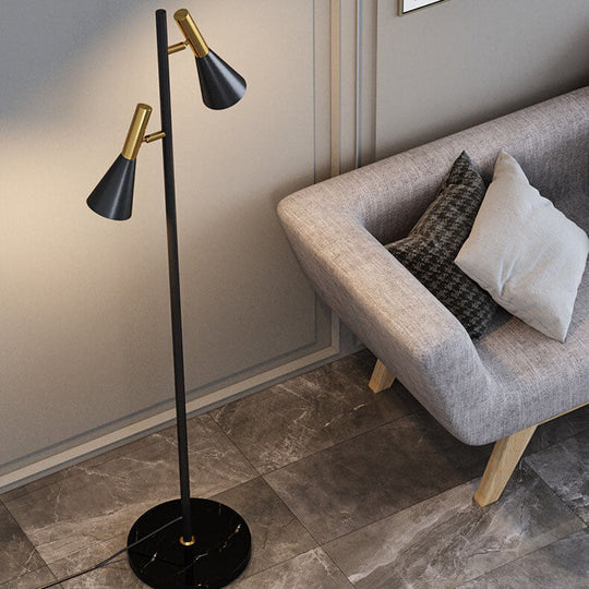 DuoHorn | Nordic Minimalist Horn Shade Rotierbare 2-Lampen Stehlampe
