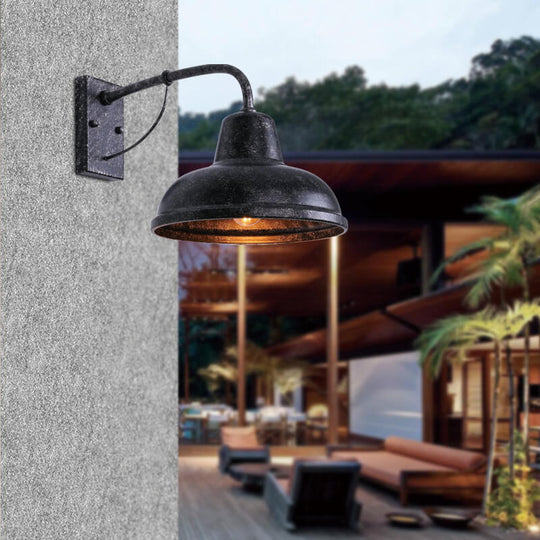 GrainGlow | Industrielampe mit Charme für Fassade & Zaun